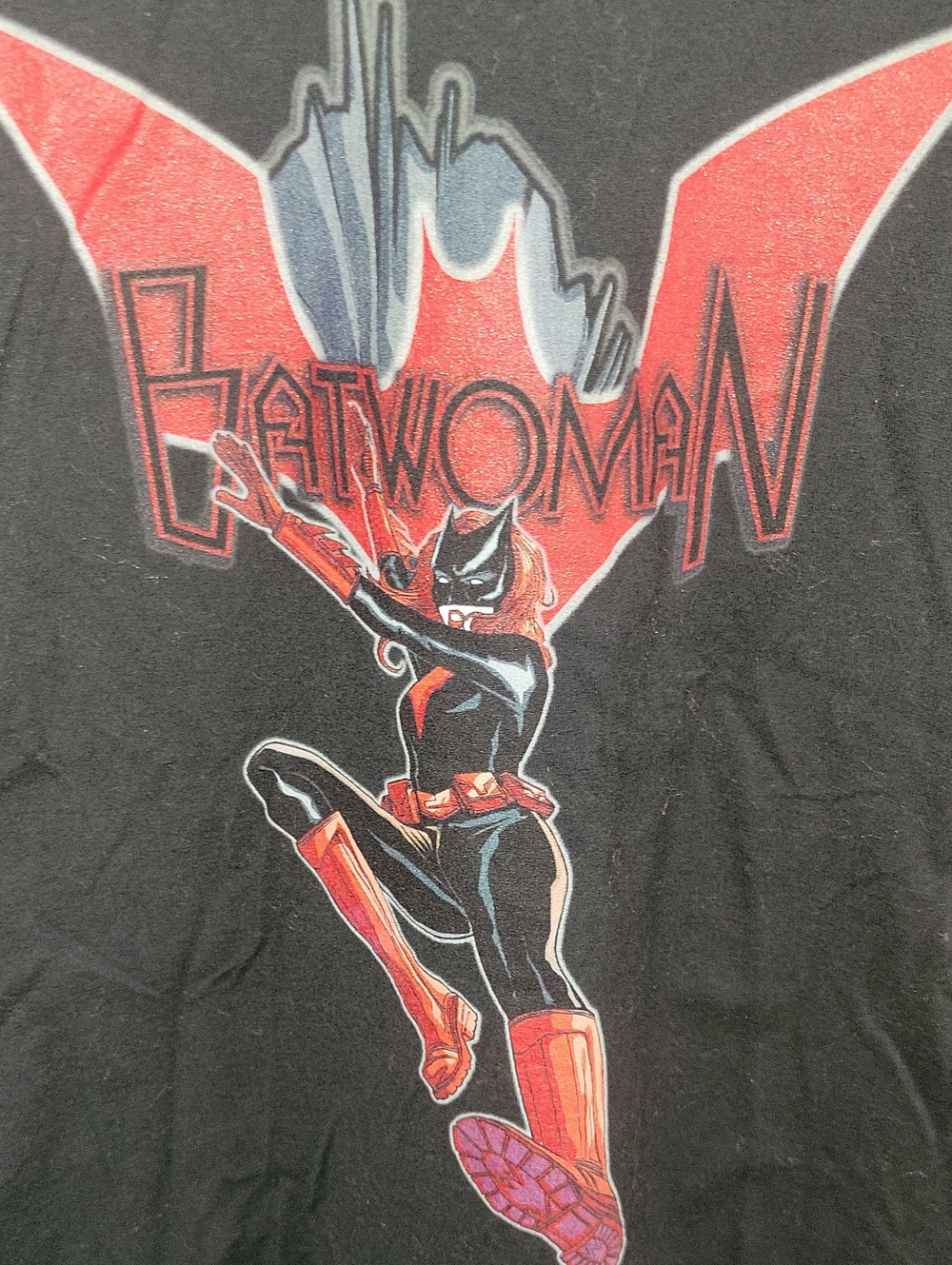 Batwoman Graphic Design Tshirt - Picture 2 of 6